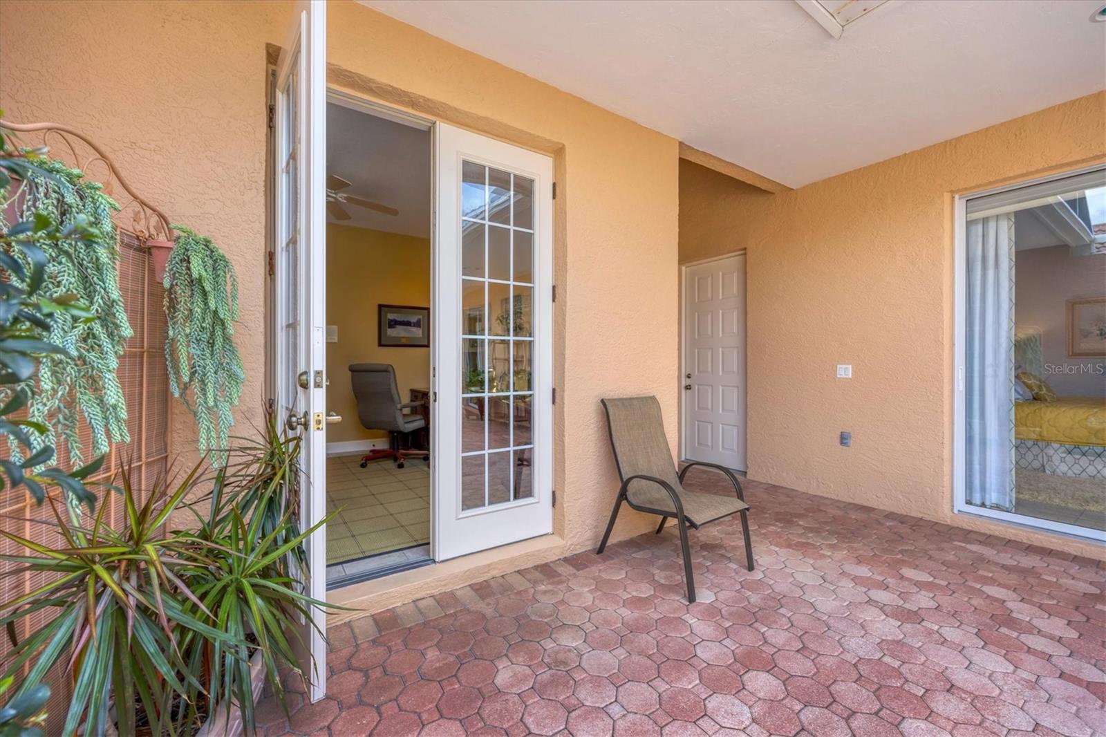 Image 39 of 72 For 4501 Murcia Boulevard 7