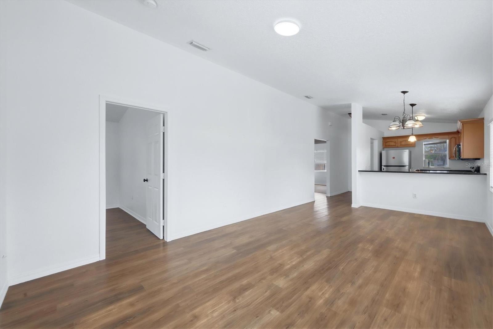 Image 8 of 29 For 3502 19th Street W