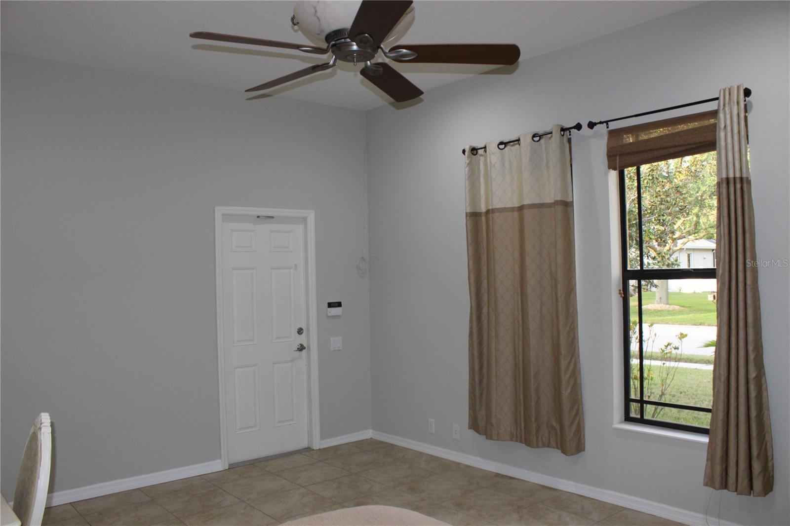 Image 47 of 84 For 406 Petrel Trail