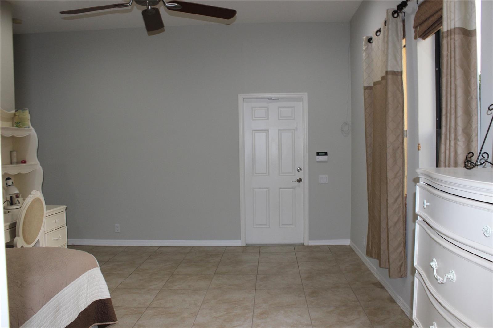 Image 48 of 84 For 406 Petrel Trail