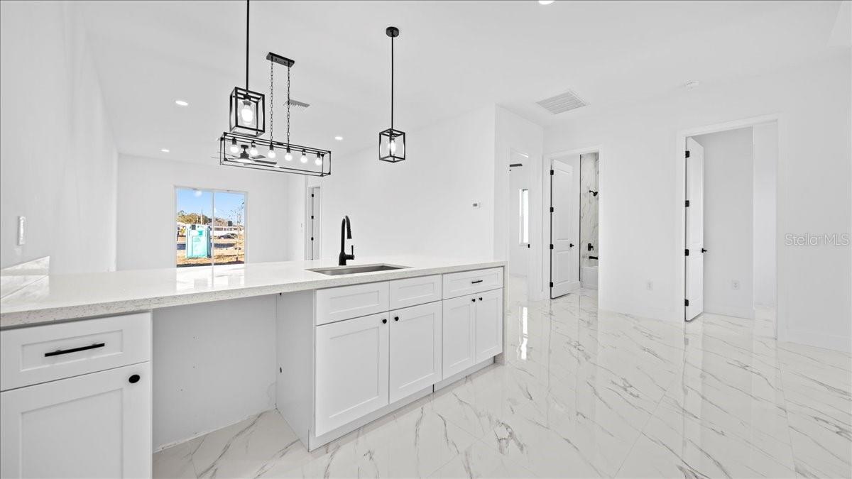 Image 30 of 49 For 913-915 15th Lane