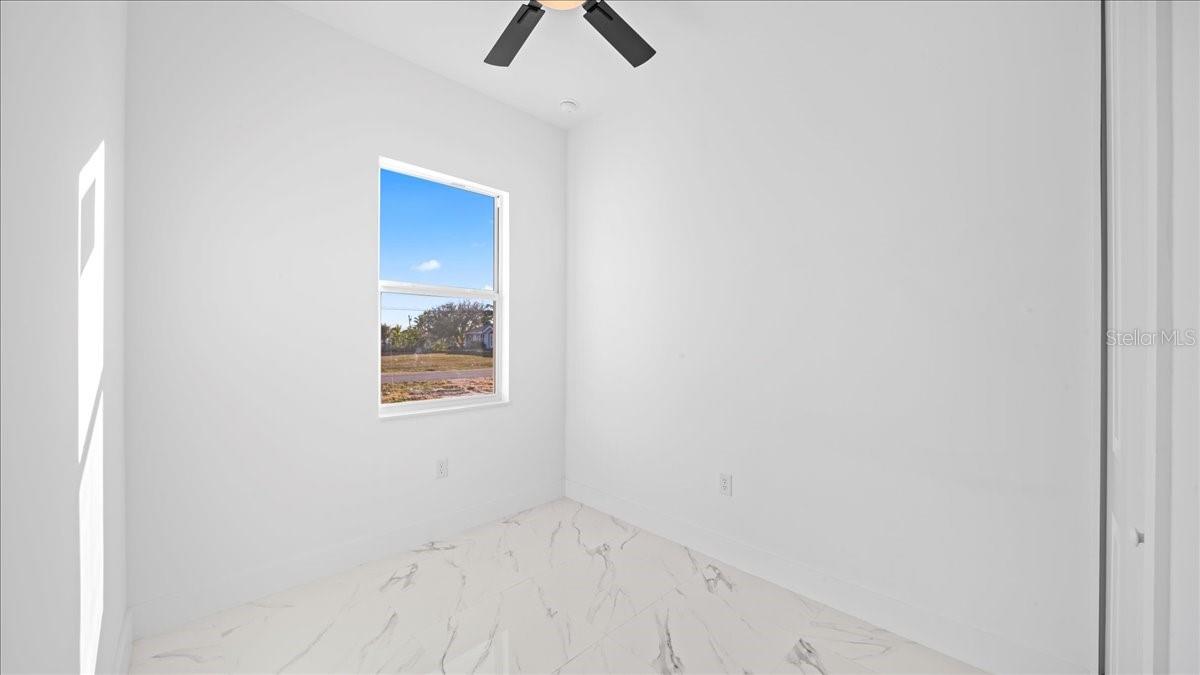 Image 39 of 49 For 913-915 15th Lane