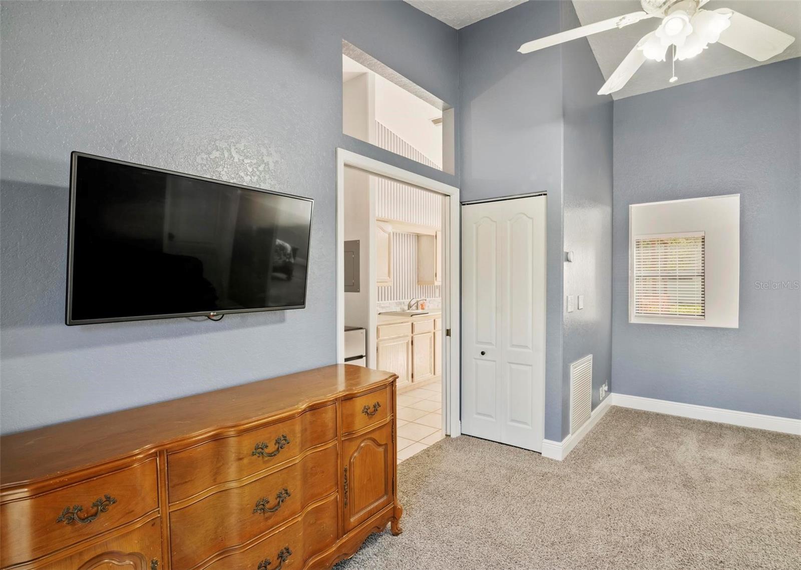 Image 10 of 16 For 6110 Ninth Avenue Cir Ne