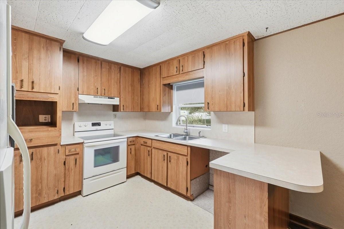 Image 10 of 34 For 137 Highland Avenue