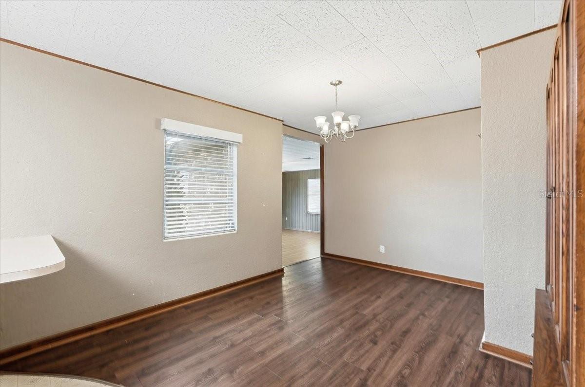 Image 11 of 34 For 137 Highland Avenue