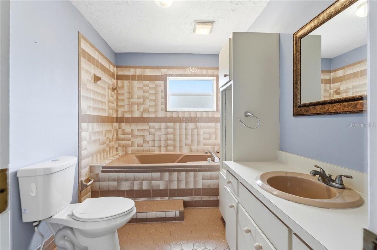 Image 20 of 34 For 137 Highland Avenue