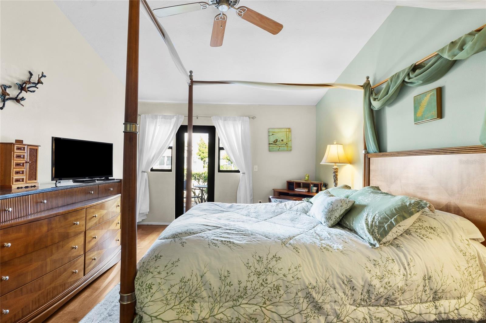 Image 31 of 43 For 4611 Hidden View Place 25