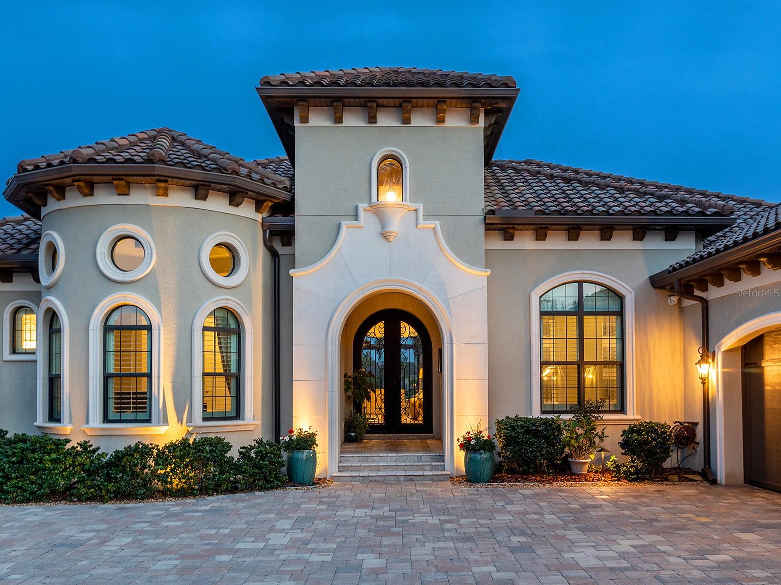 Image 11 of 94 For 7515 Ladybank Crossing