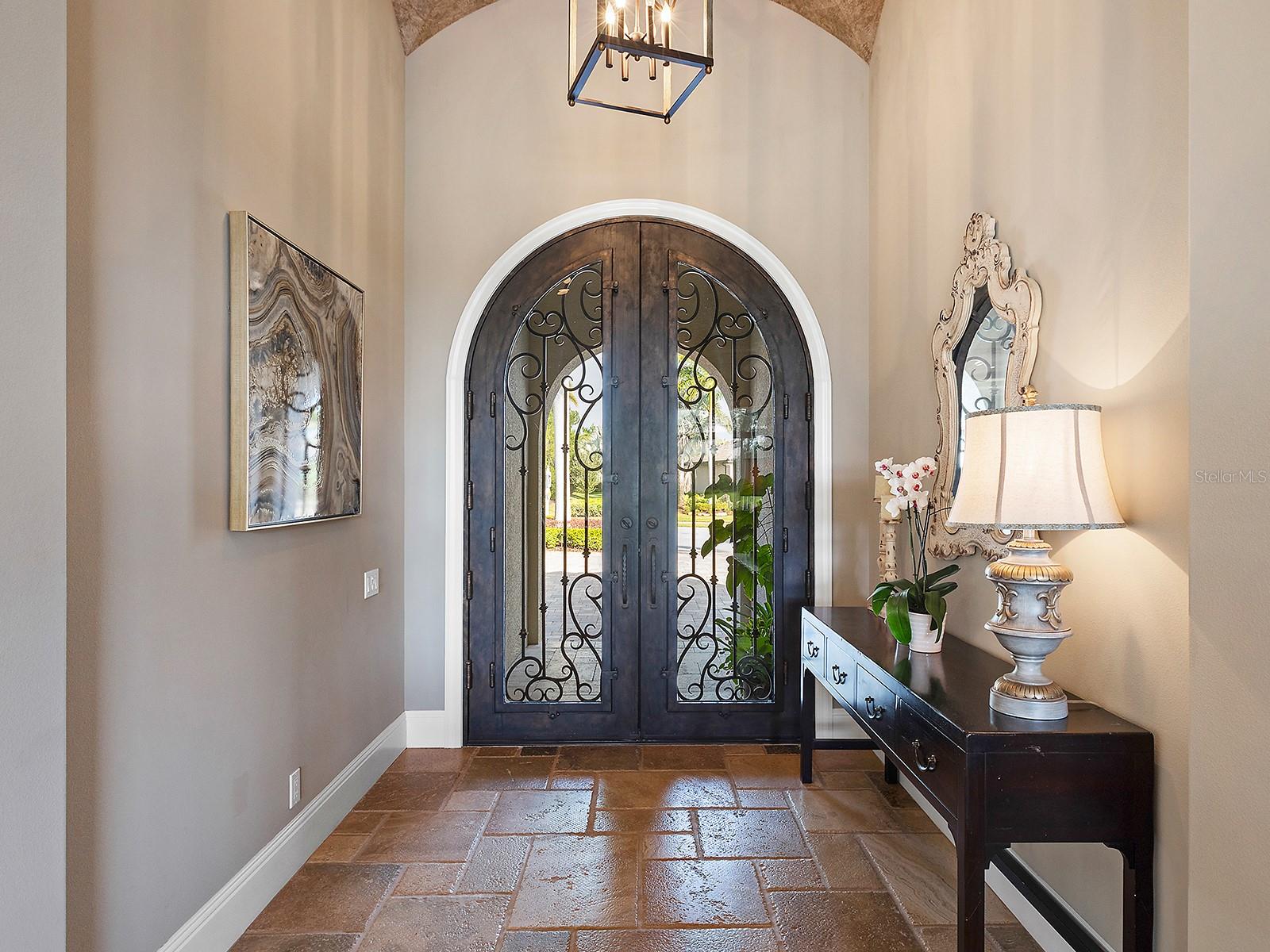 Image 13 of 94 For 7515 Ladybank Crossing