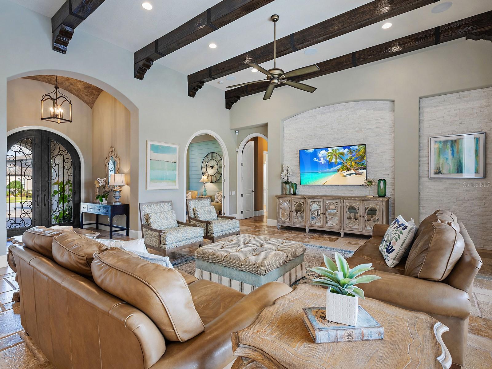 Image 14 of 94 For 7515 Ladybank Crossing