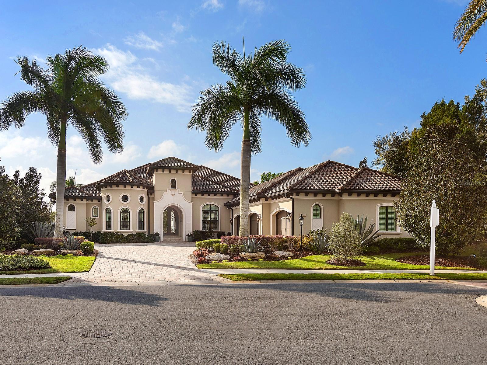 Image 2 of 94 For 7515 Ladybank Crossing