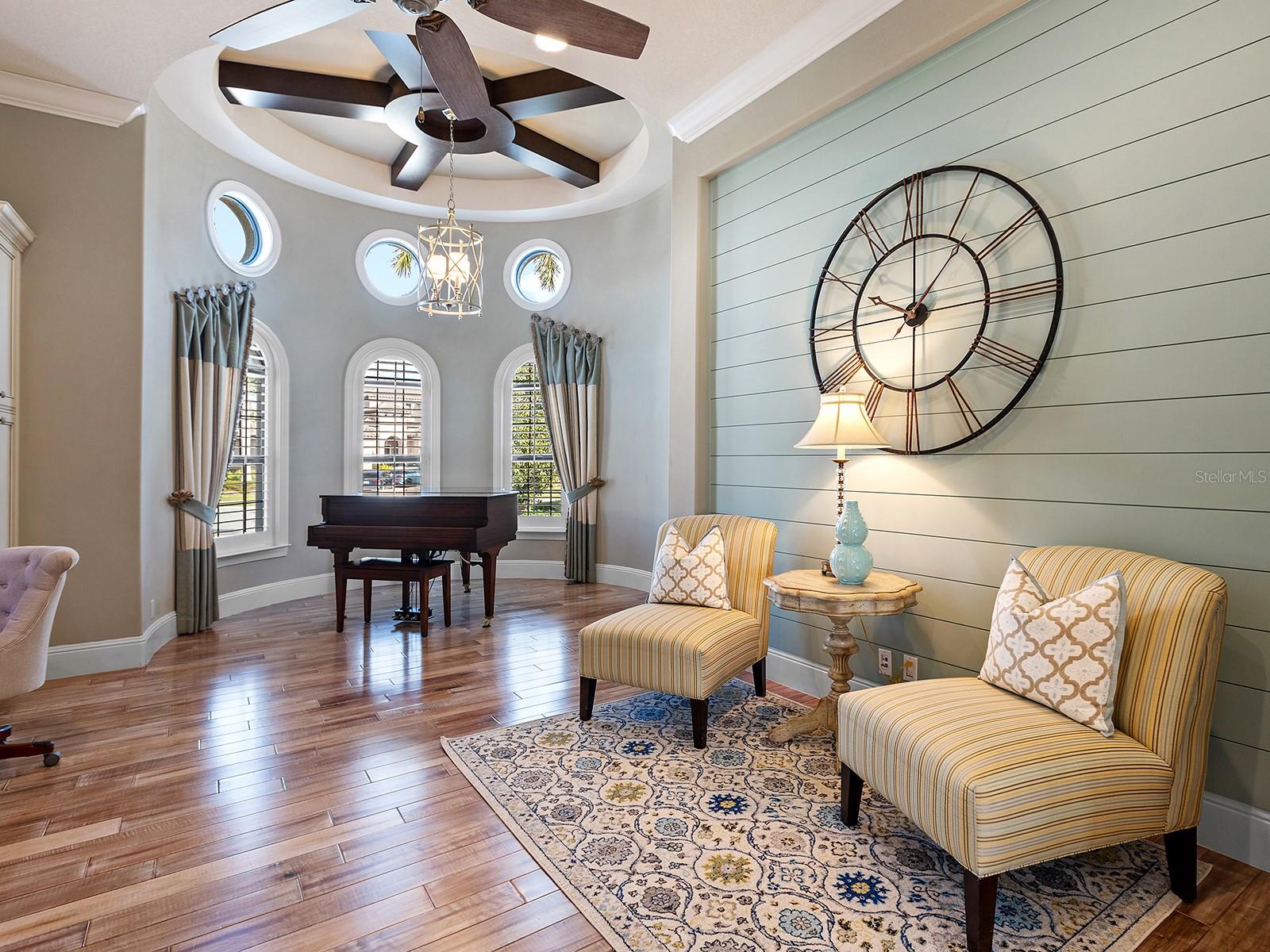 Image 33 of 94 For 7515 Ladybank Crossing