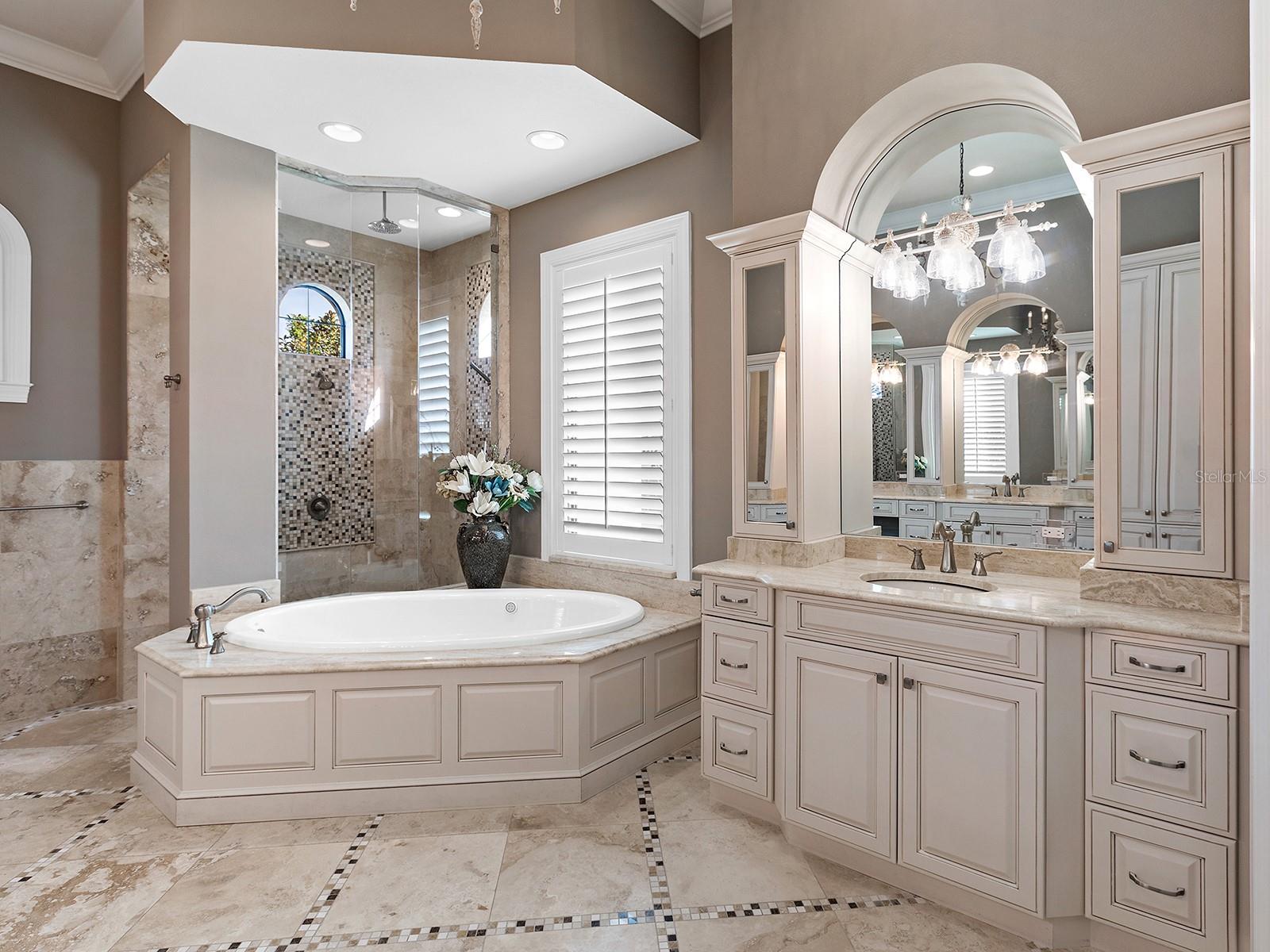 Image 43 of 94 For 7515 Ladybank Crossing