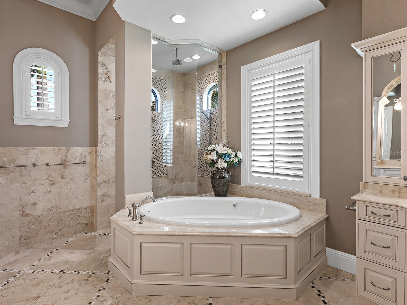 Image 45 of 94 For 7515 Ladybank Crossing