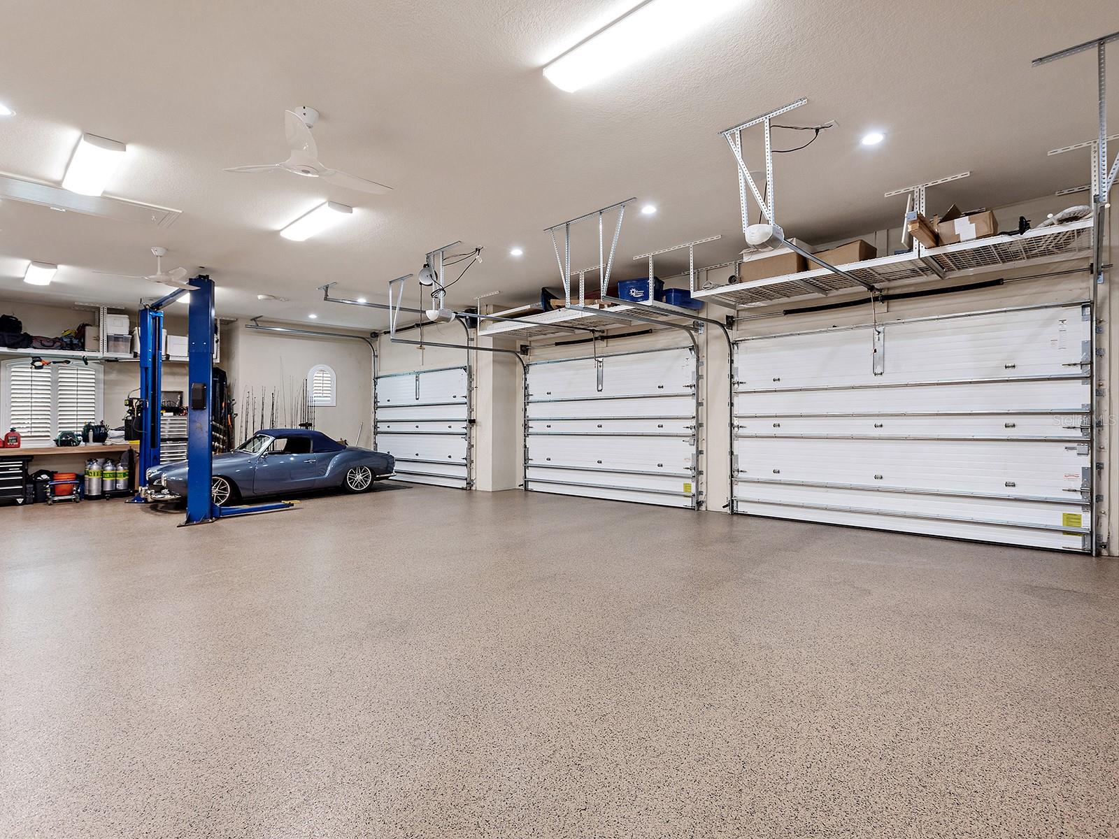 Image 71 of 94 For 7515 Ladybank Crossing