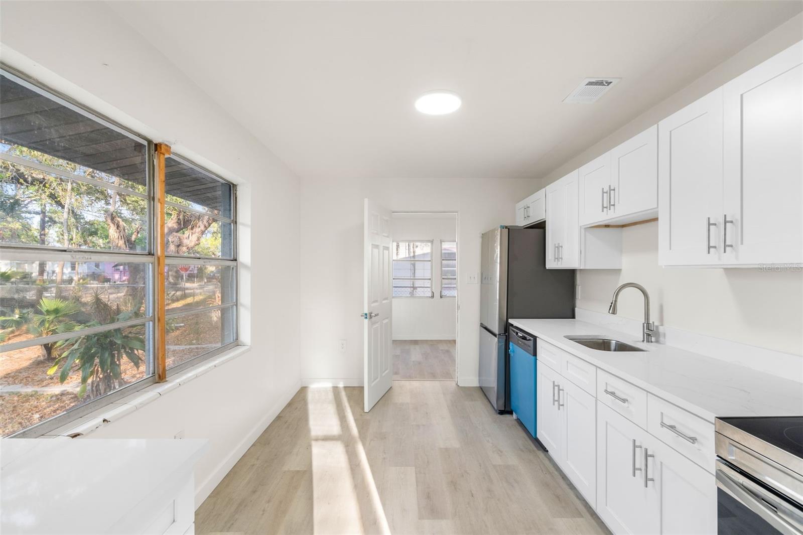 Image 3 of 23 For 1778 23rd Street