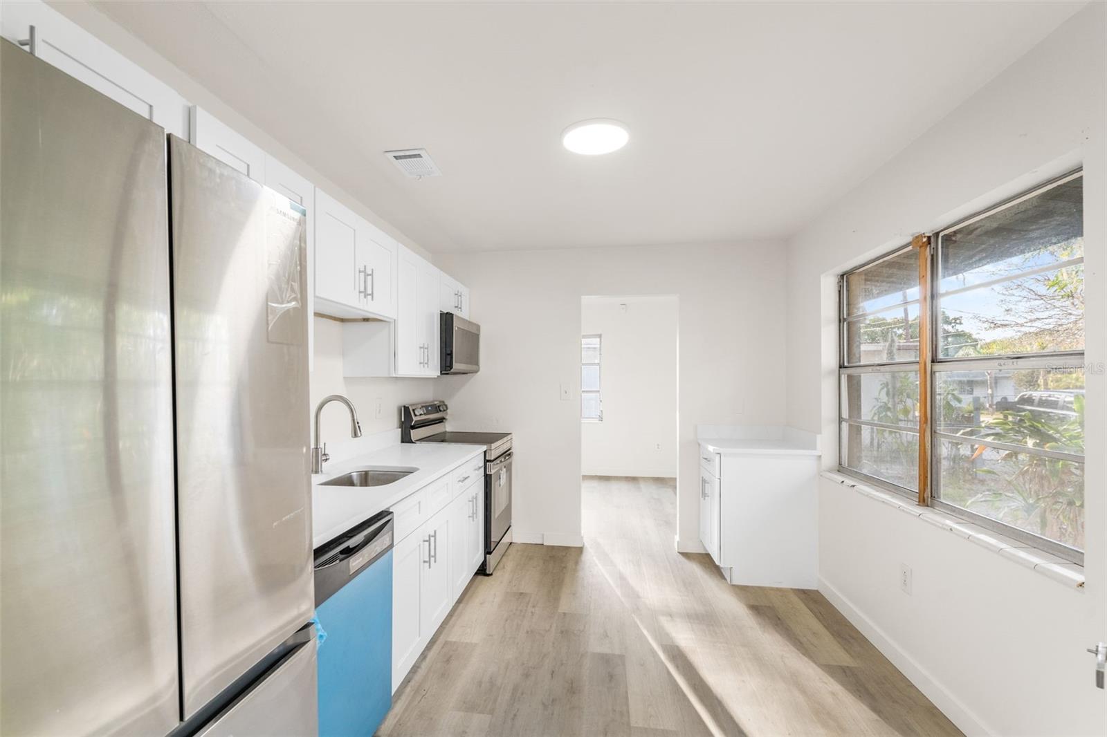 Image 4 of 23 For 1778 23rd Street