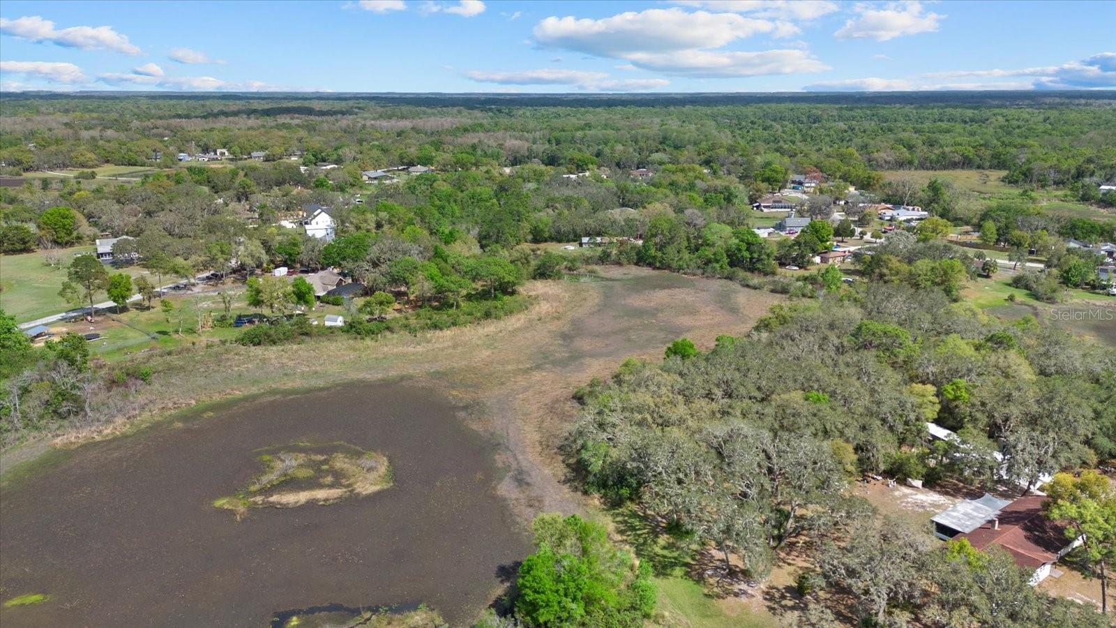 Image 19 of 28 For Indale Drive