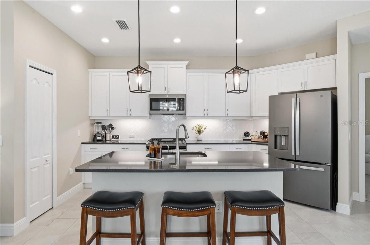 Image 17 of 64 For 3511 Azurite Way