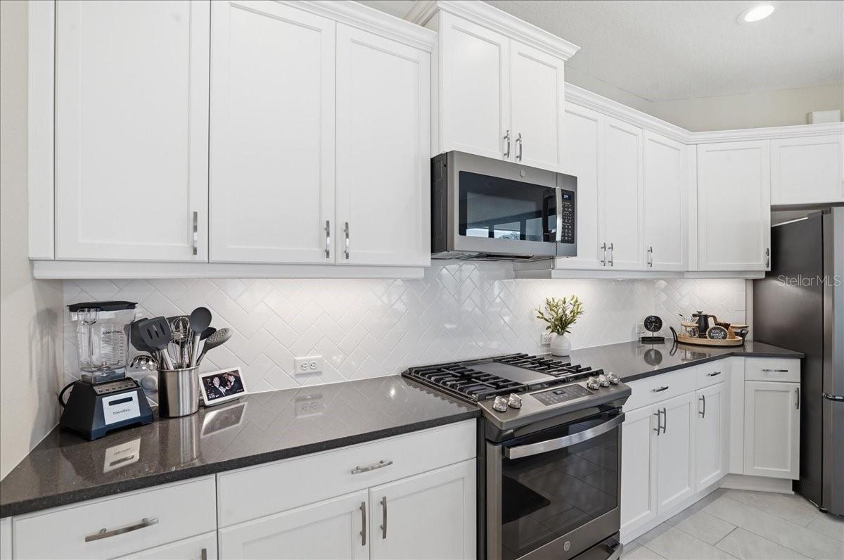 Image 19 of 64 For 3511 Azurite Way