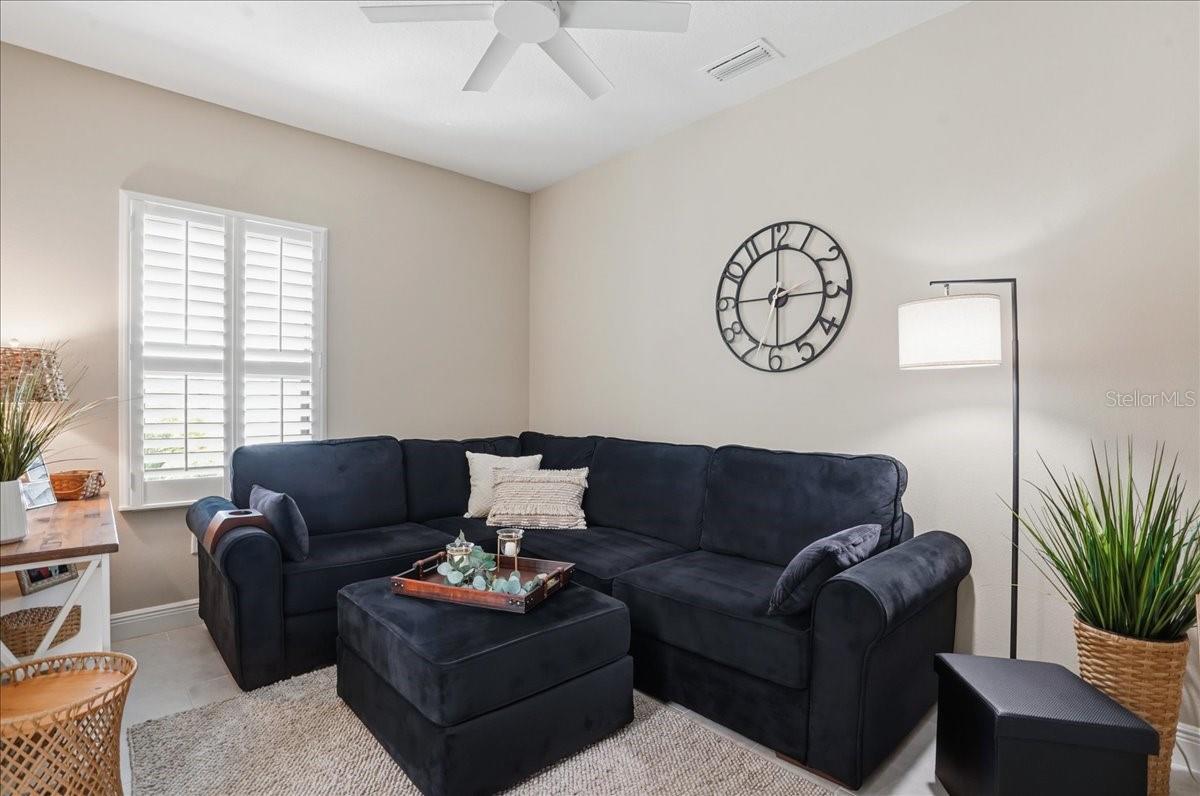 Image 23 of 64 For 3511 Azurite Way