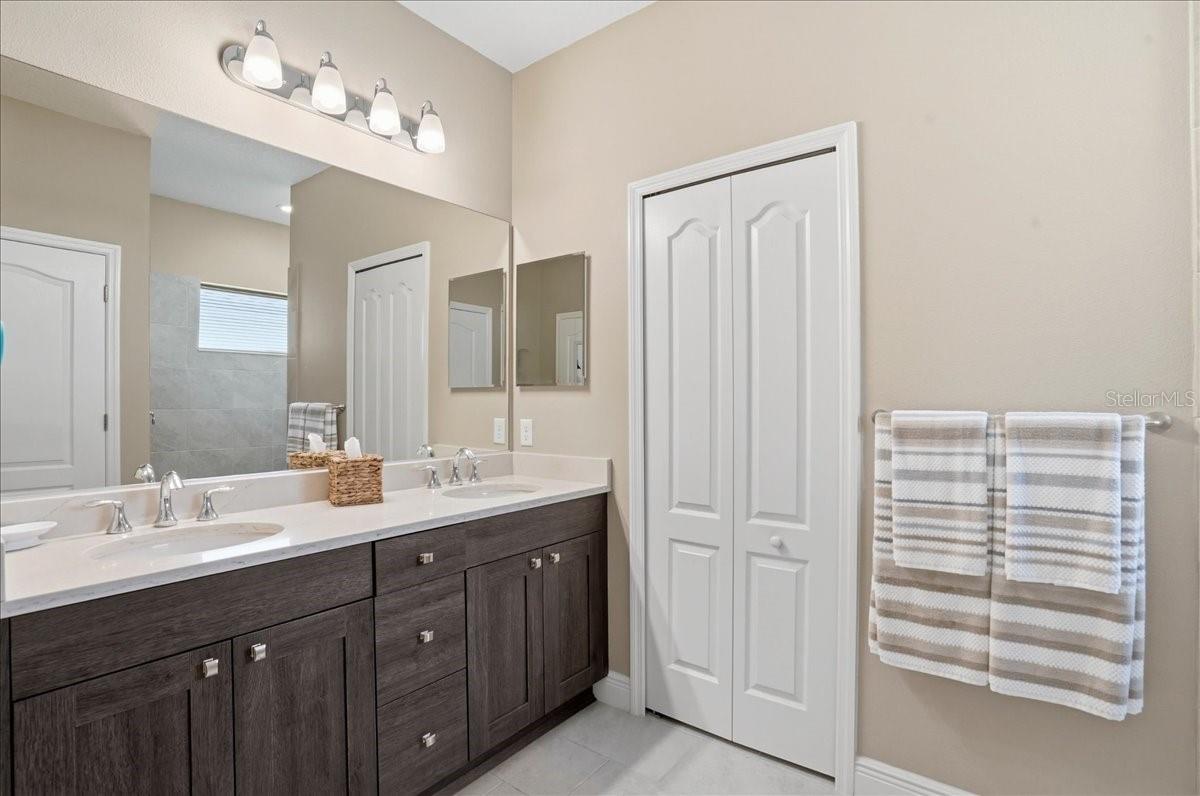 Image 27 of 64 For 3511 Azurite Way