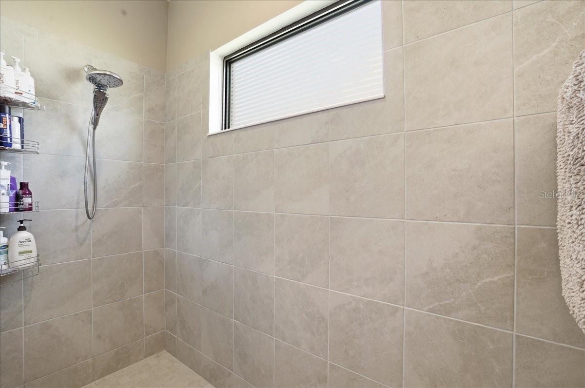 Image 29 of 64 For 3511 Azurite Way