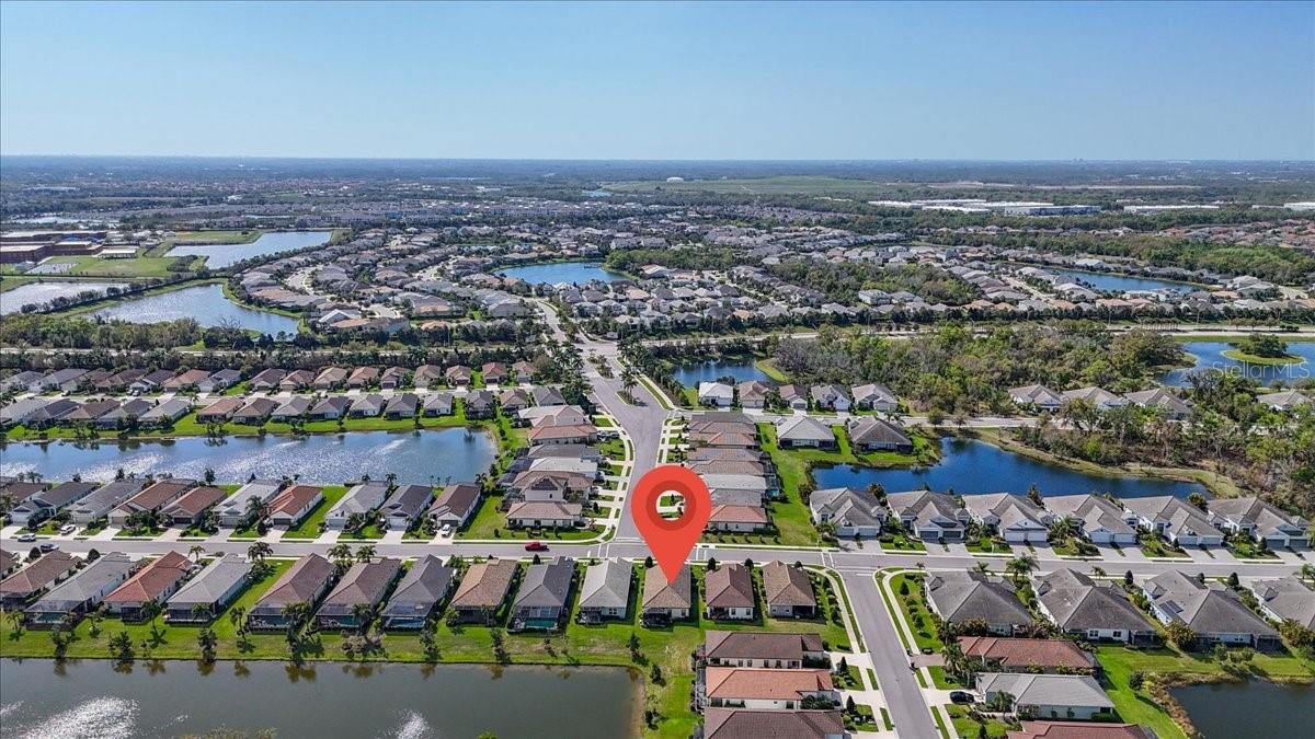 Image 51 of 64 For 3511 Azurite Way