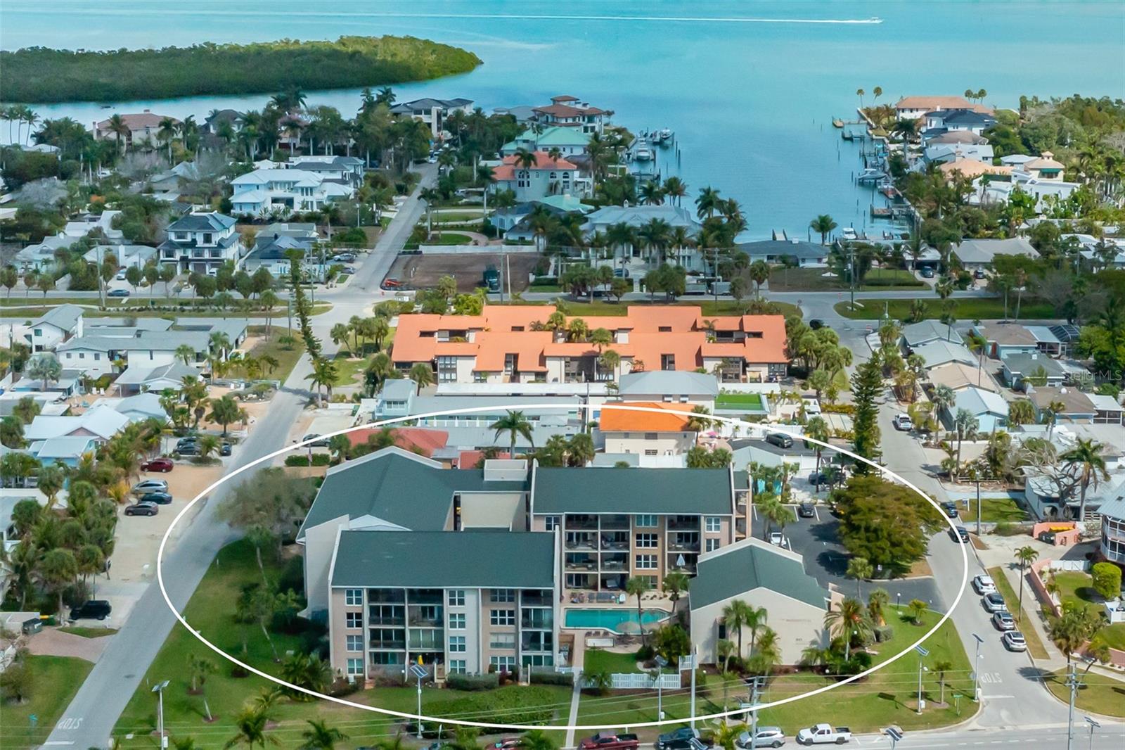 Image 29 of 36 For 845 Benjamin Franklin Drive 302