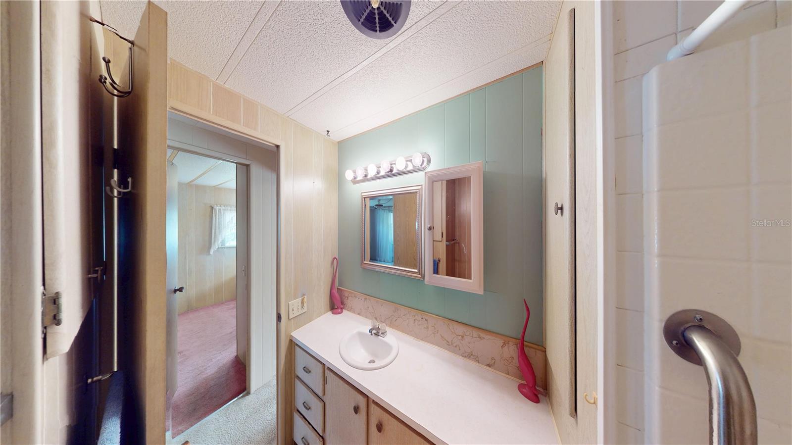 Image 10 of 17 For 301 Brazil Court 95