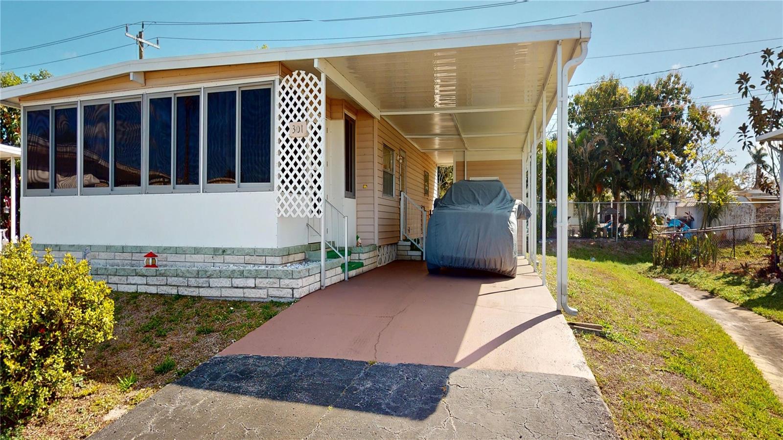 Image 2 of 17 For 301 Brazil Court 95