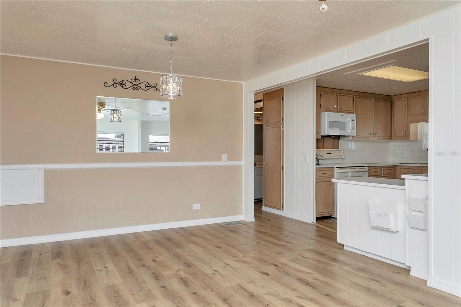 Image 18 of 42 For 4809 4th Street W