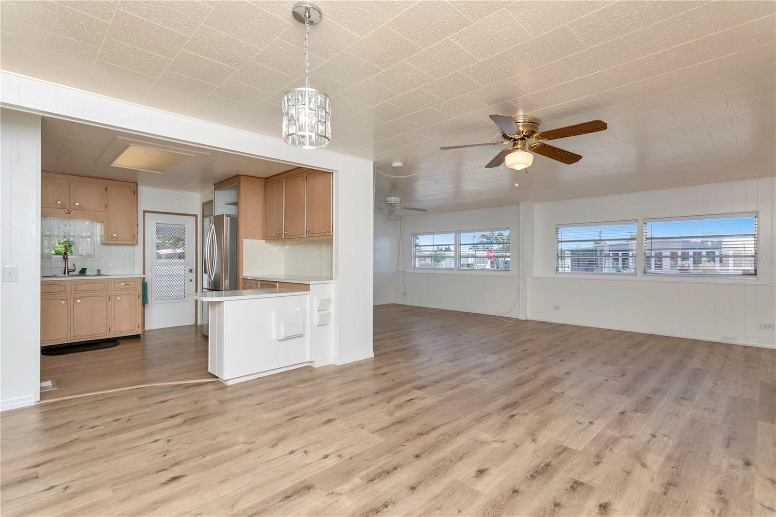 Image 2 of 42 For 4809 4th Street W