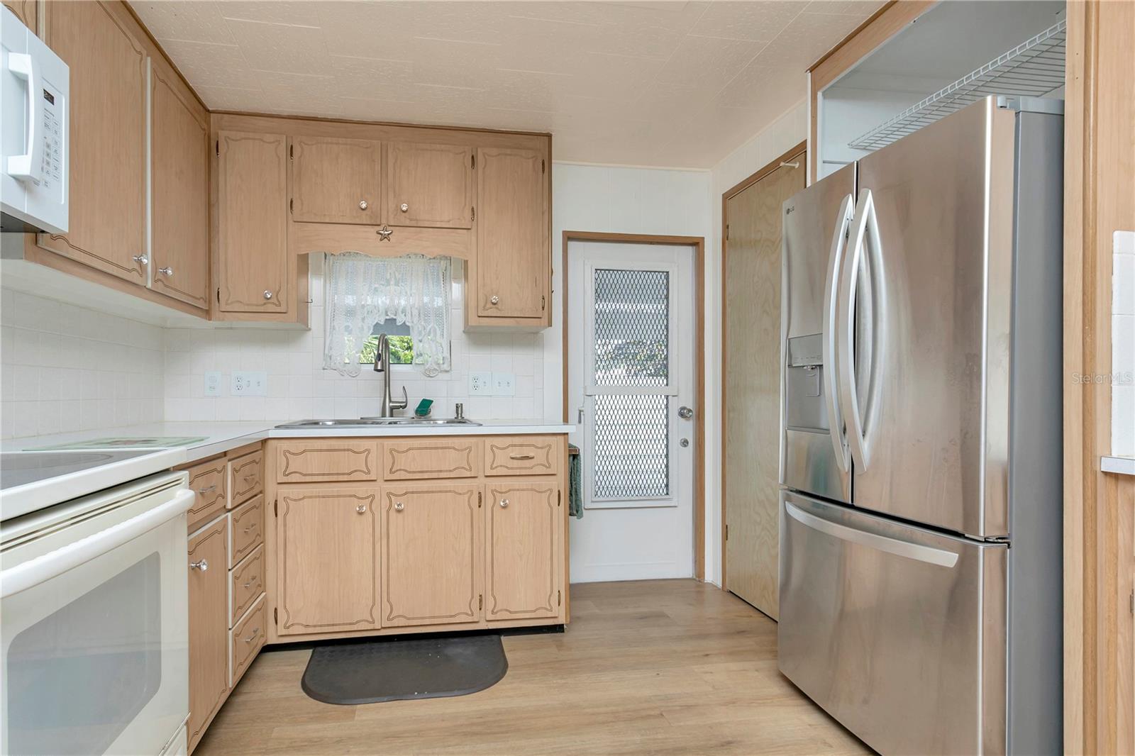 Image 21 of 42 For 4809 4th Street W