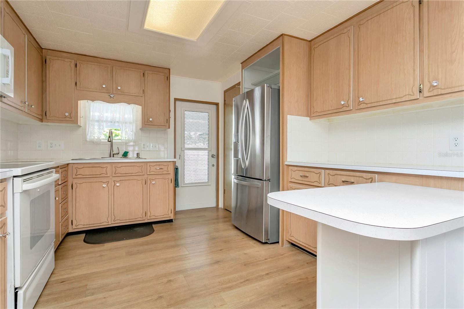 Image 3 of 42 For 4809 4th Street W