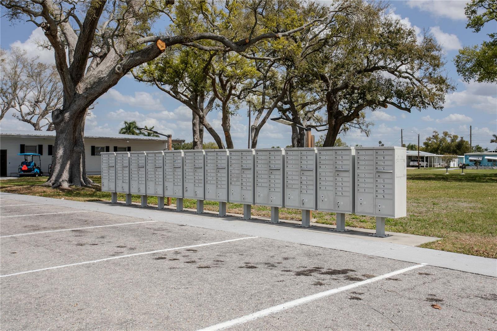 Image 39 of 42 For 4809 4th Street W