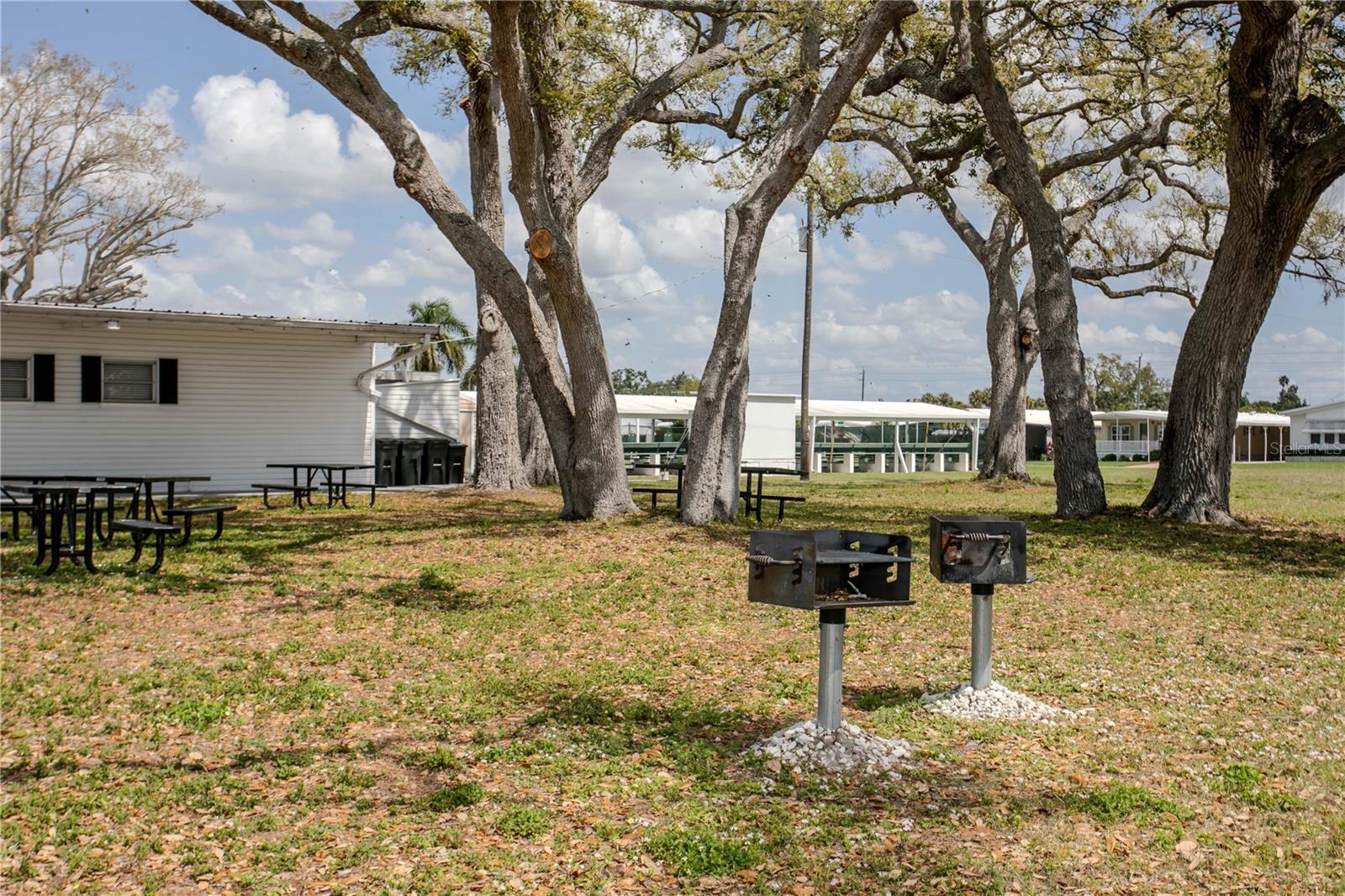 Image 41 of 42 For 4809 4th Street W