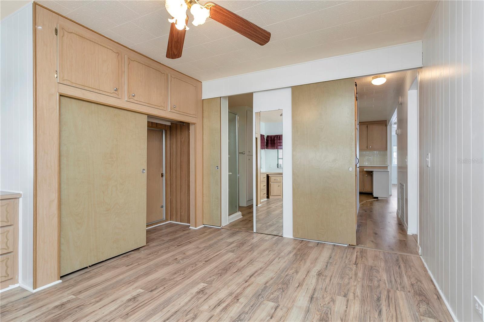 Image 7 of 42 For 4809 4th Street W