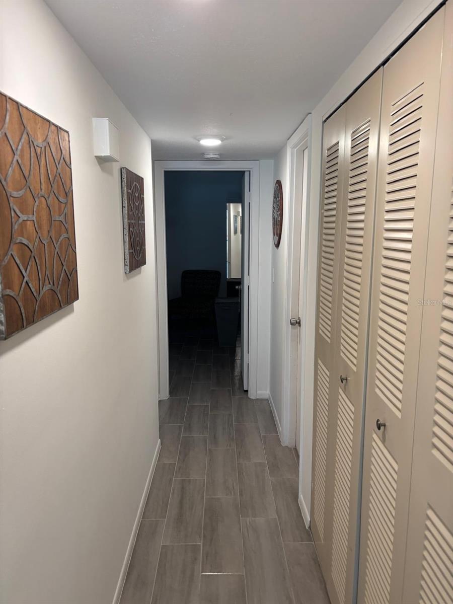 Image 10 of 24 For 5689 Gardens Drive