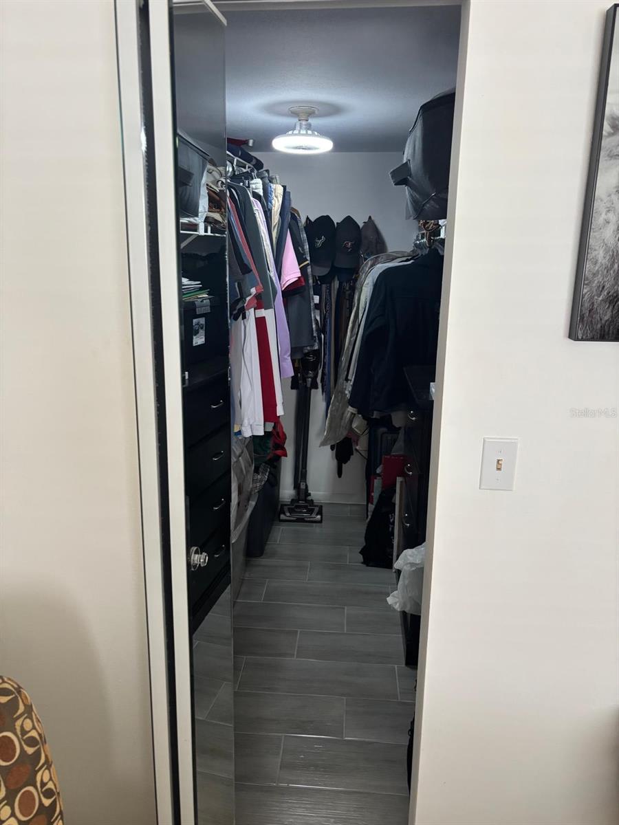 Image 17 of 24 For 5689 Gardens Drive