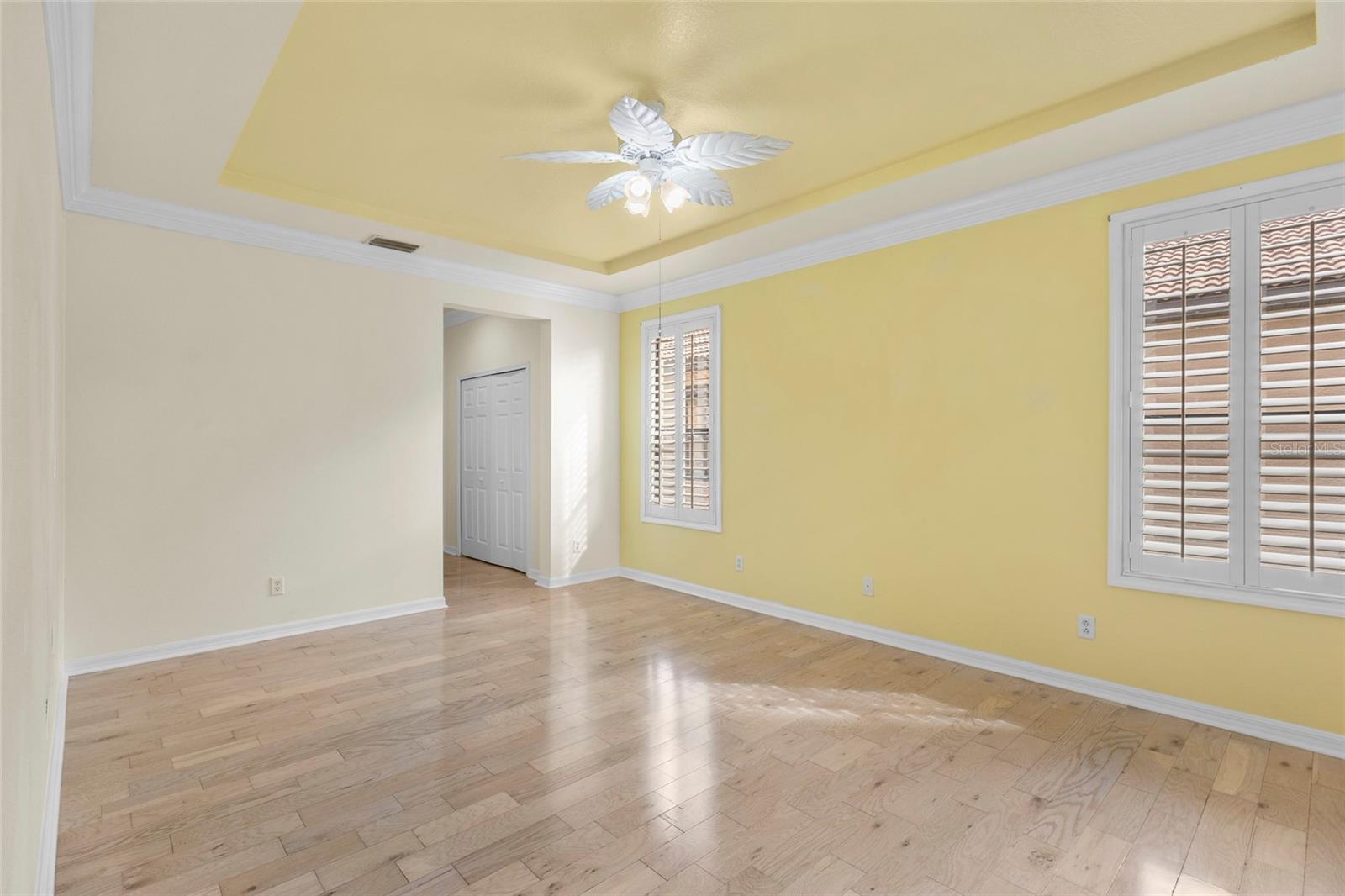 Image 13 of 43 For 20528 Pezzana Drive