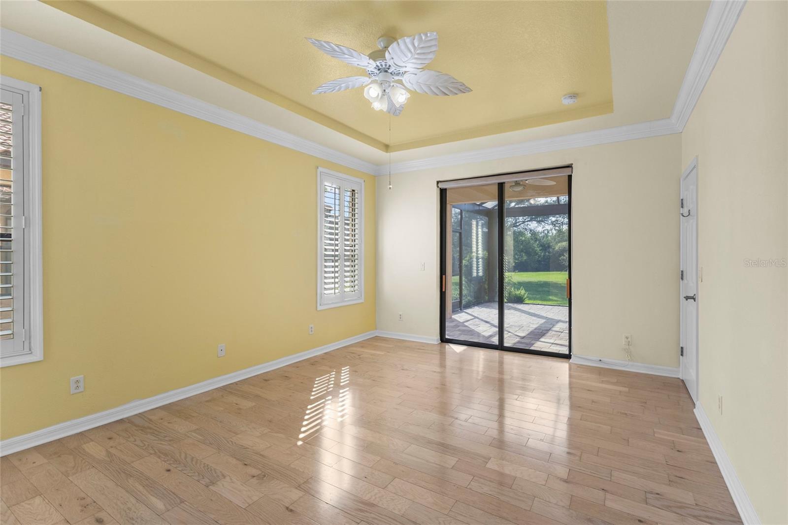 Image 14 of 43 For 20528 Pezzana Drive