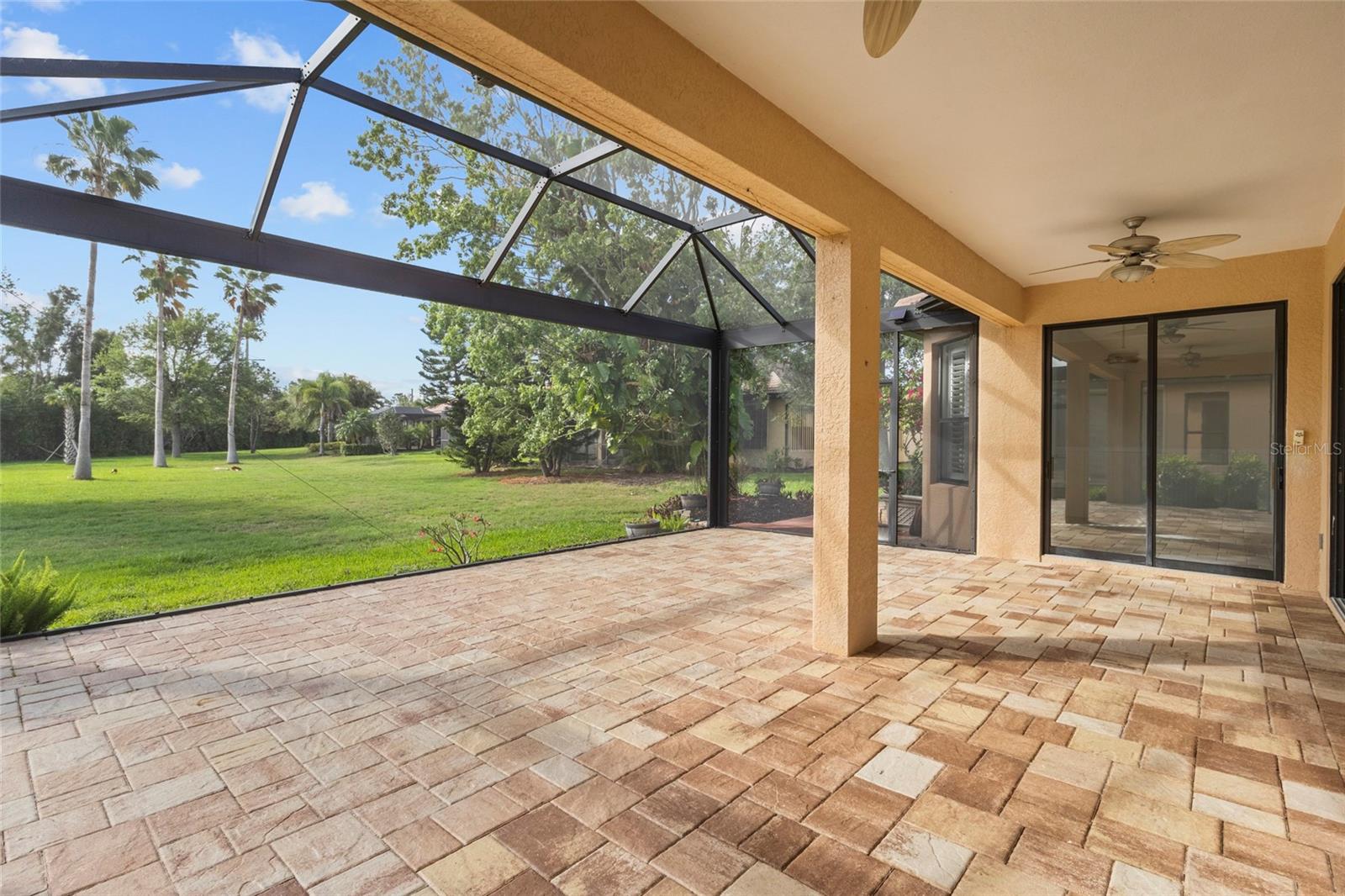 Image 29 of 43 For 20528 Pezzana Drive