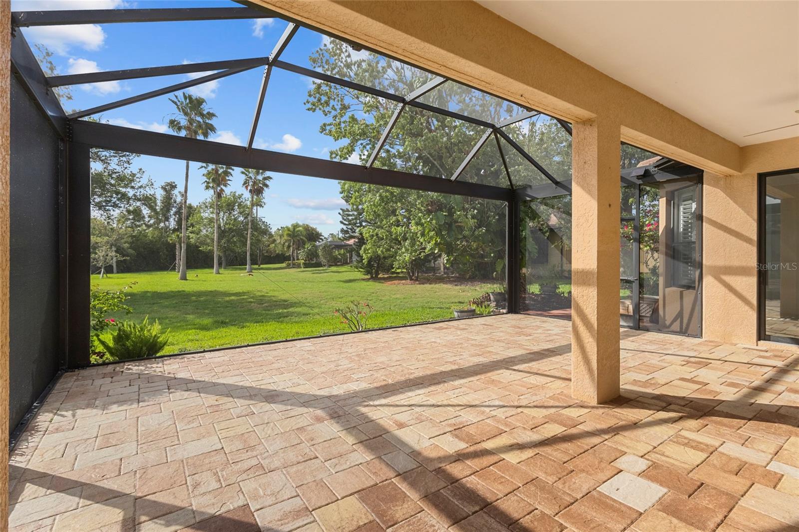 Image 33 of 43 For 20528 Pezzana Drive