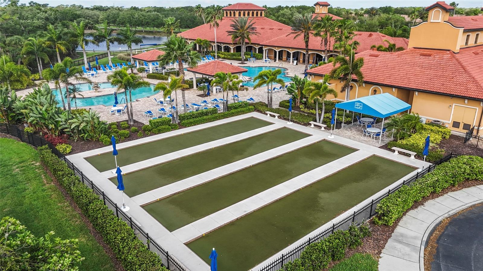 Image 40 of 43 For 20528 Pezzana Drive