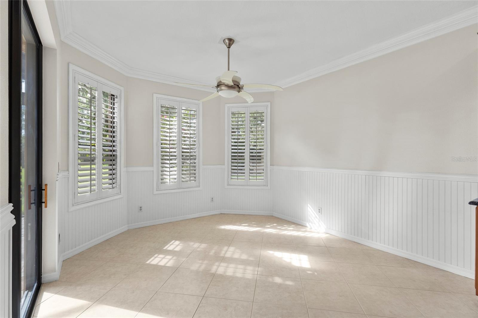 Image 8 of 43 For 20528 Pezzana Drive