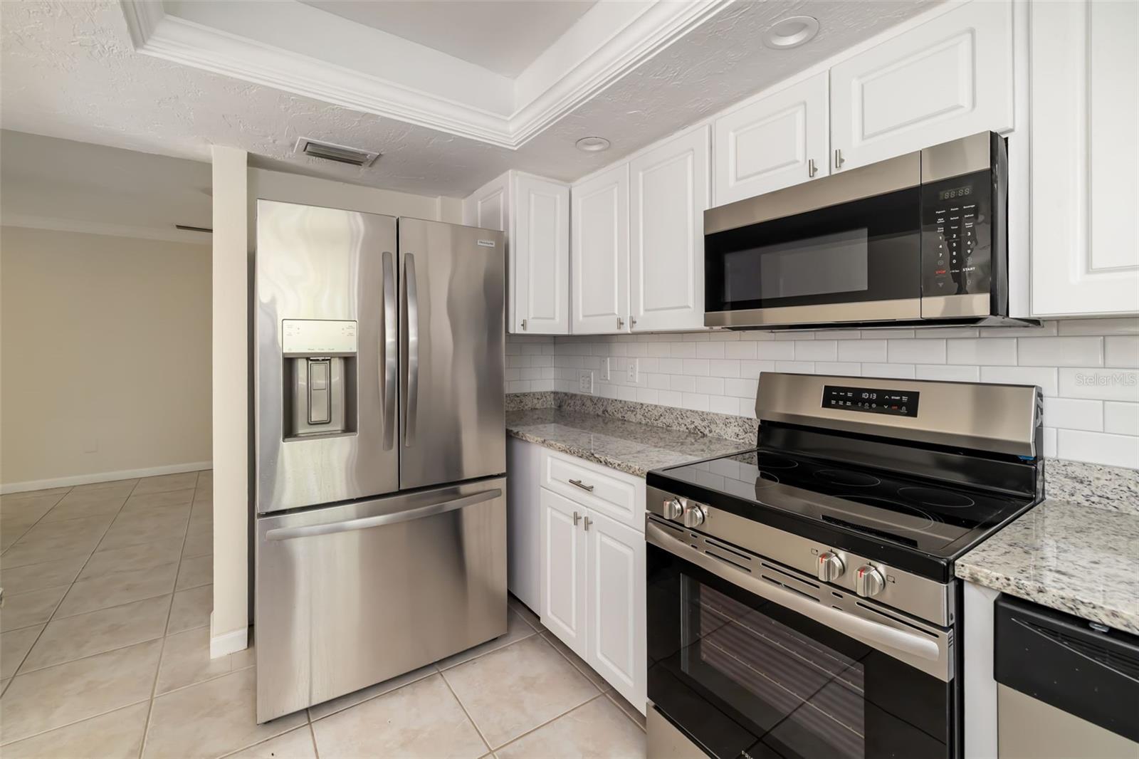 Image 14 of 57 For 1097 Willis Avenue