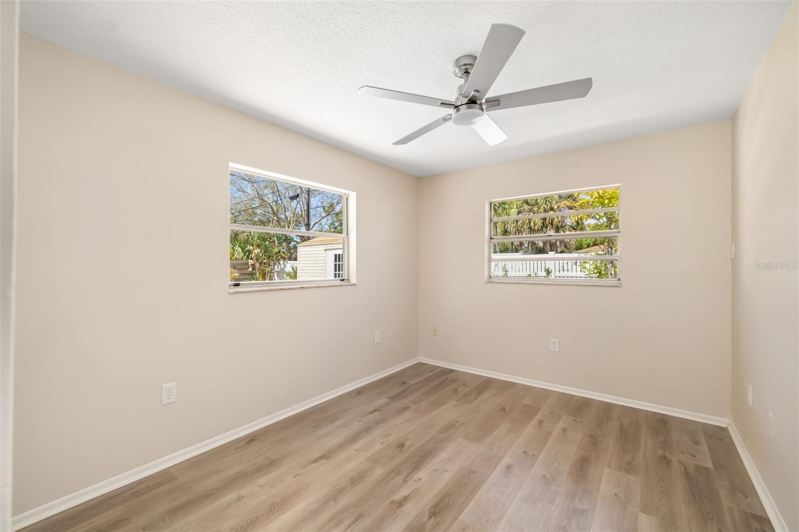 Image 29 of 57 For 1097 Willis Avenue