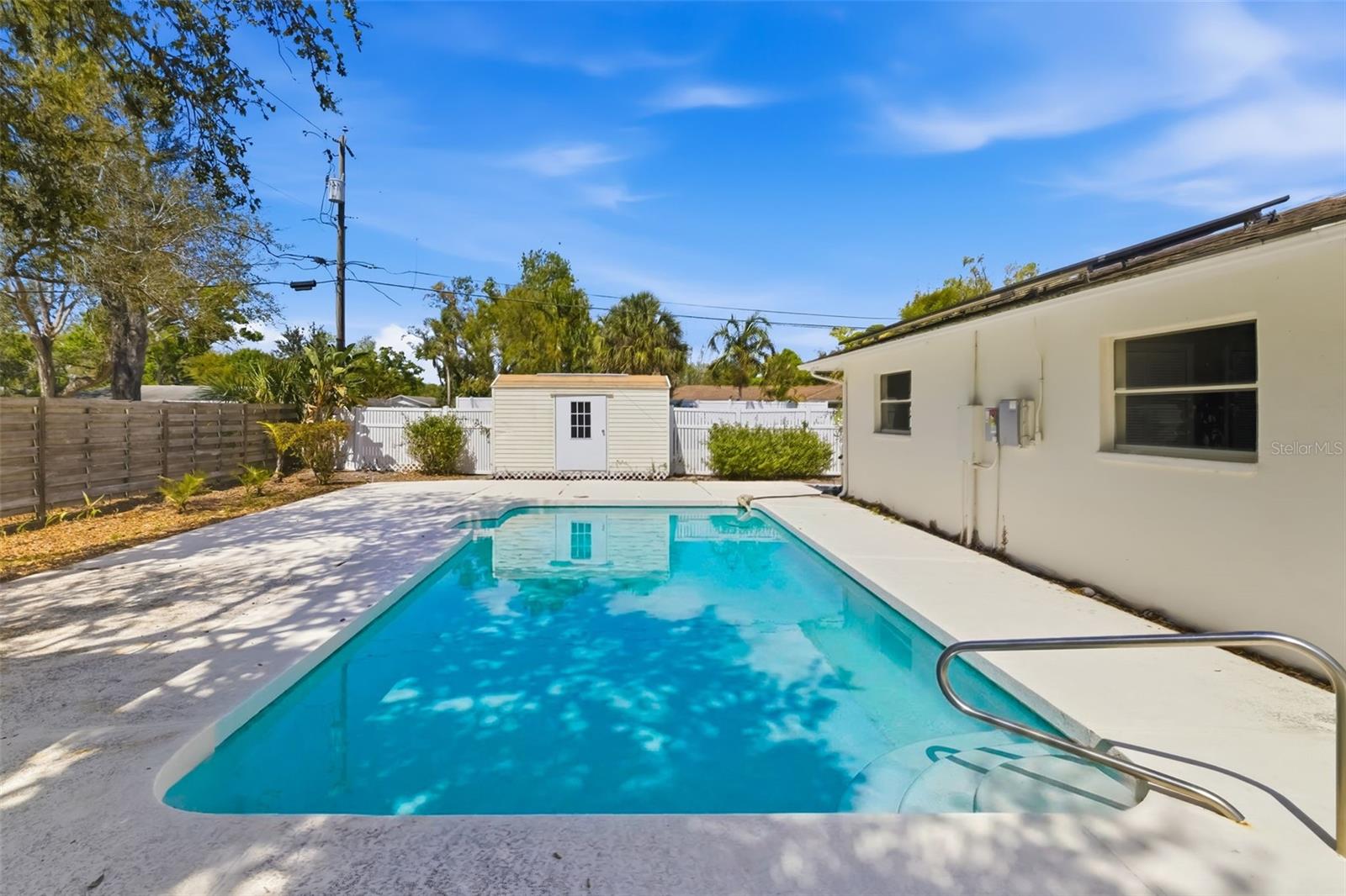 Image 32 of 57 For 1097 Willis Avenue