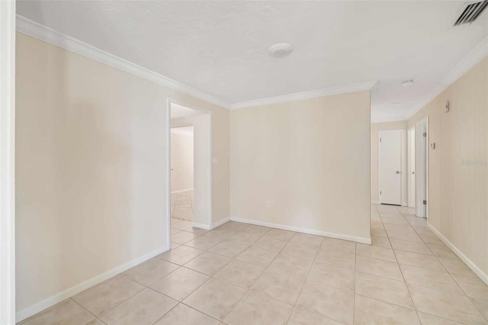 Image 5 of 57 For 1097 Willis Avenue